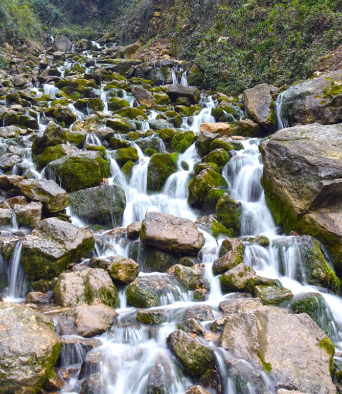 آبشار آب پری، چمستان