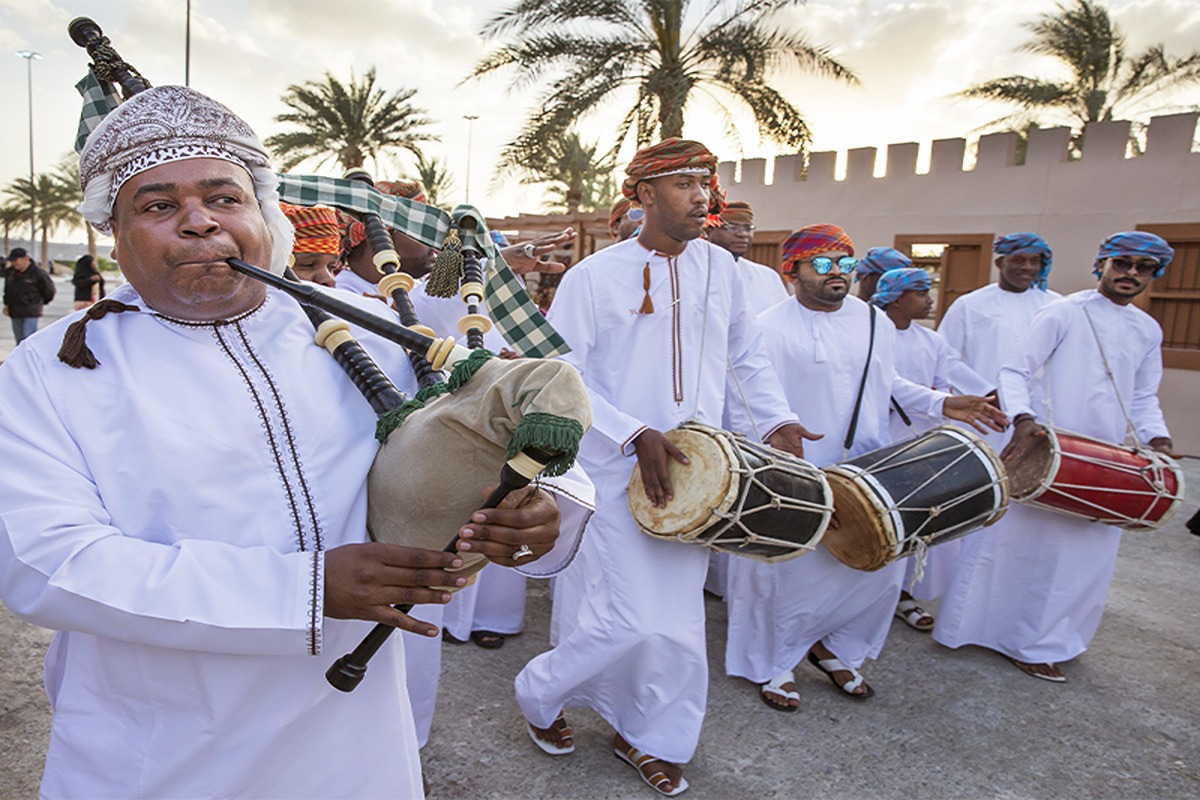 فرهنگ و آداب و رسوم مردم عمان