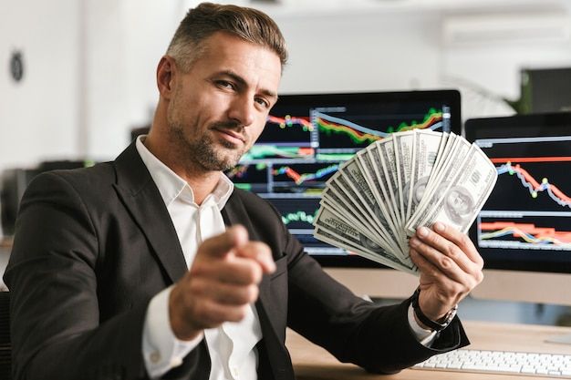 اعتماد به نفس و خودباوری و بالا بردن آن