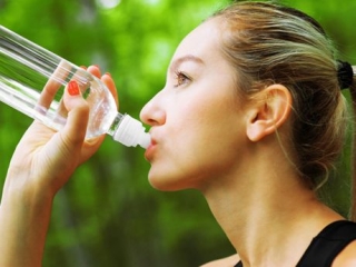 نوشیدن آب قبل از غذا و لاغری