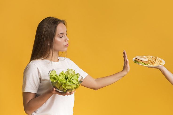 نتایج ایستاده غذا خوردن !!