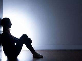 دوازده علت تعجب آور افسردگی
