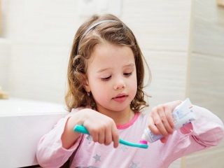 خمیر دندان مناسب برای کودکان