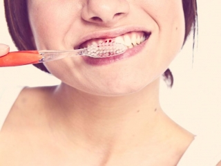 مهم ترین علائم تهدید کننده سلامت دهان و دندان