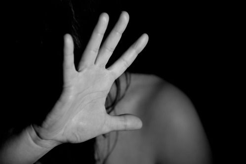 اگر قربانی تجاوز جنسی شده اید بخوانید