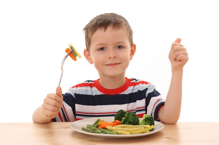تغذیه کودک قبل از 6 ماهگی