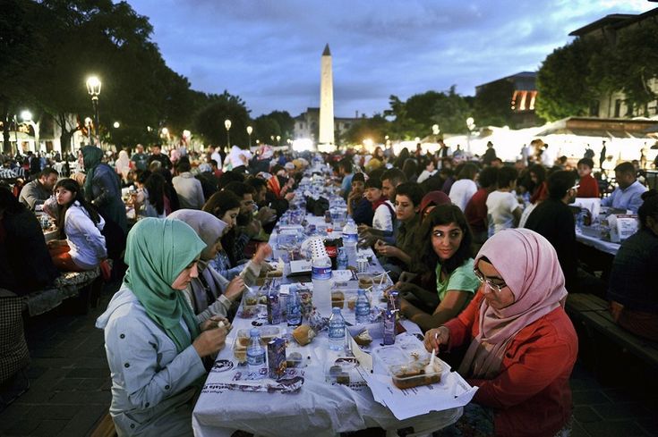 رمضان ماه بندگی
