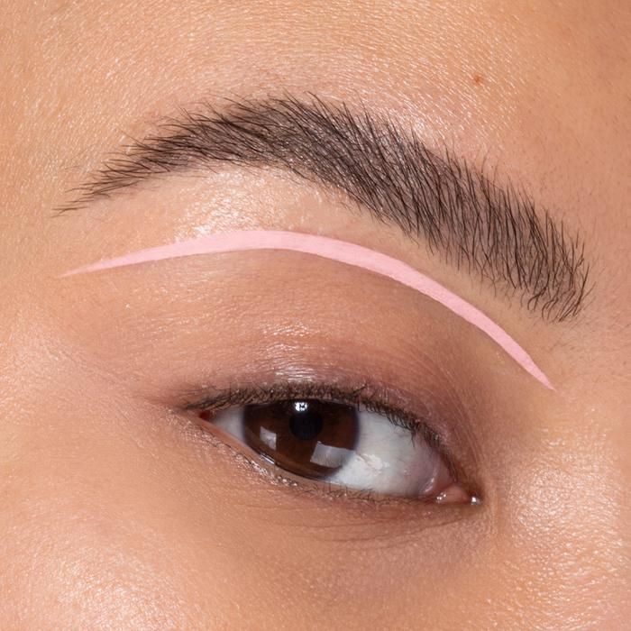 خط چشم رنگی با سایه های شکسته