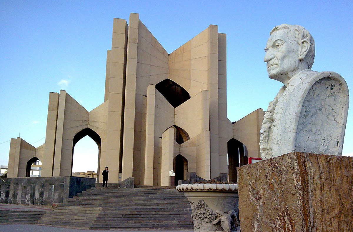 تور تبریز