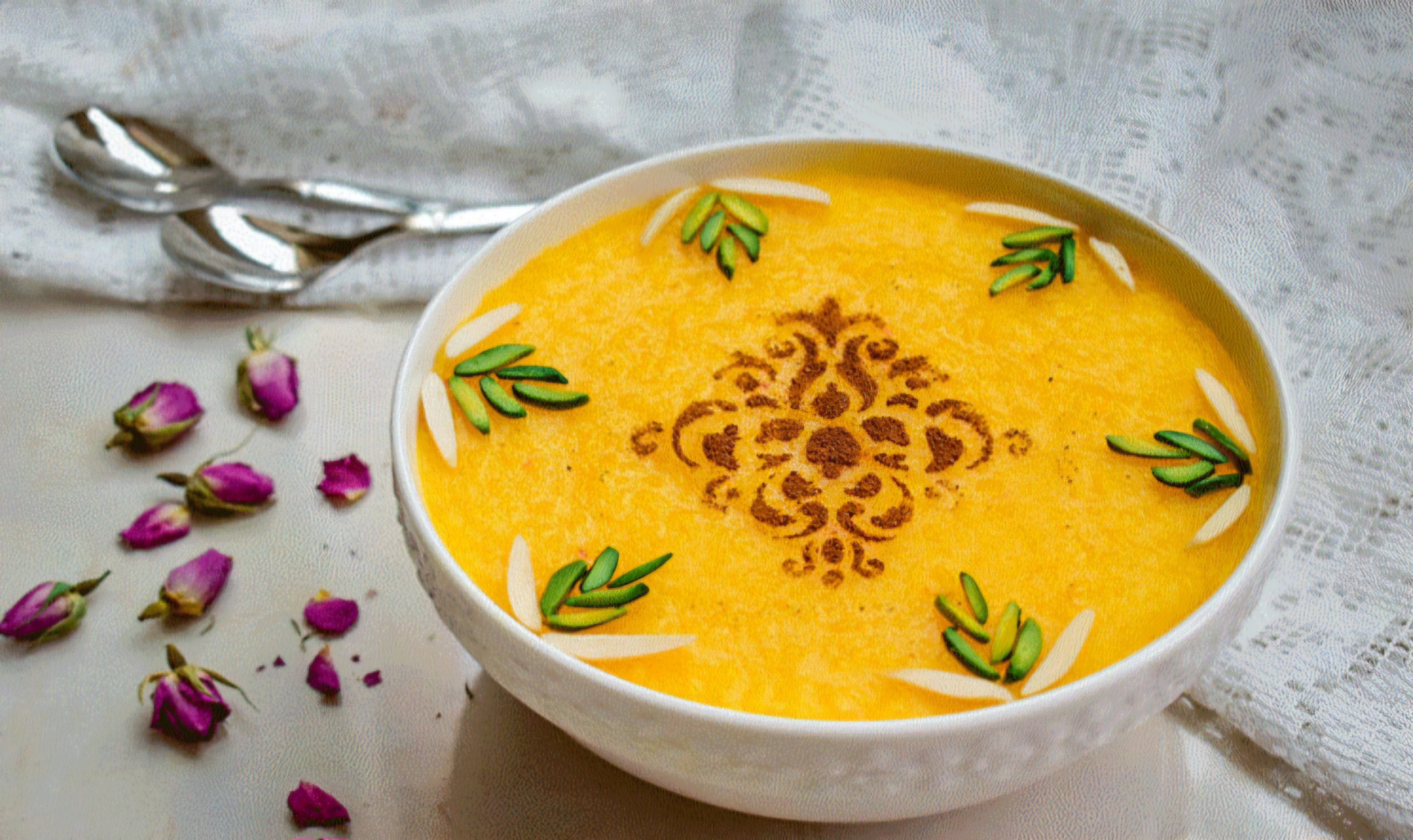 طرز تهیه شله زرد نذری