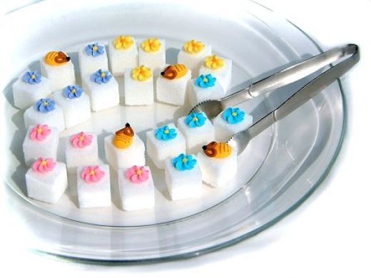 طراحی روی حبه قند