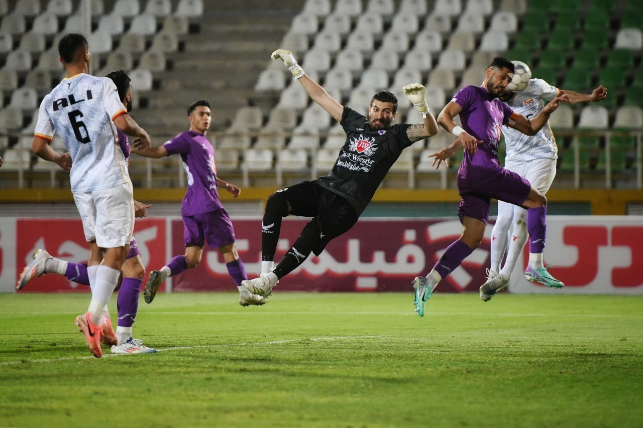 هوادار - فولاد (لیگ برتر فوتبال 04-1403)