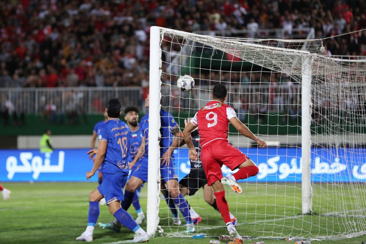 استقلال- پرسپولیس (دربی 105)