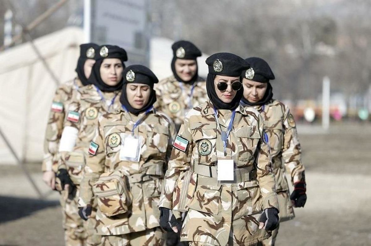 درخواست تصویب سربازی برای دختران