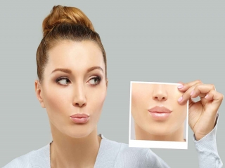 بهترین تکنیک‌ها برای آرایش لب‌های نازک