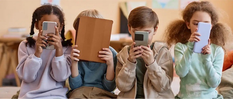بهترین زمان خرید گوشی برای بچه ها