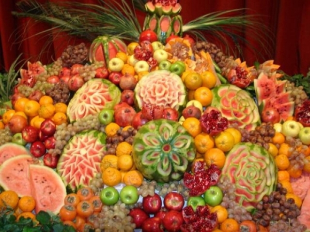 خواص میوههای شب یلدا خواص میوههای شب یلدا
