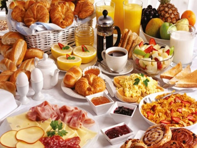 چرا صبحانه مهمترین وعده غذایی است ؟