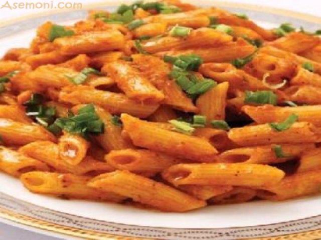پاسـتا با سس آرابیاتا
