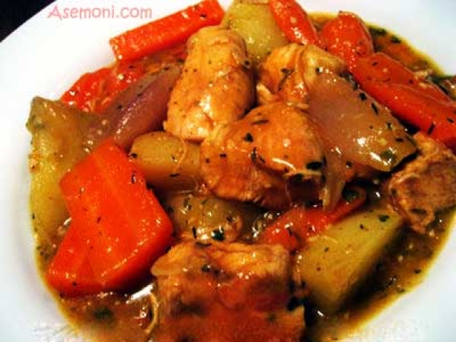 خوراک مرغ خوراک مرغ