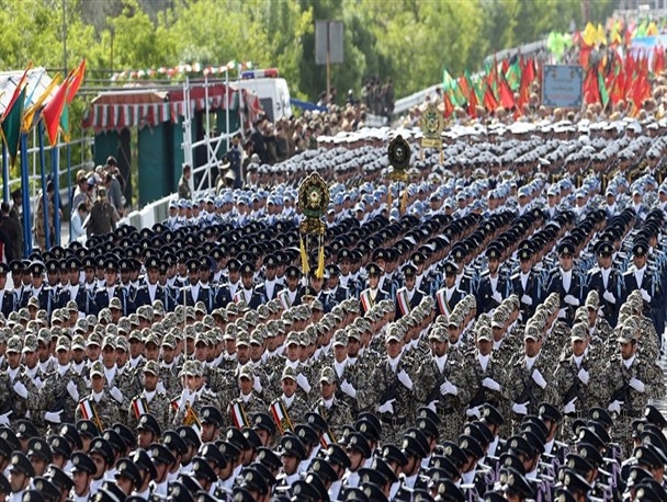 2 اردیبهشت؛ تاسیس سپاه پاسداران انقلاب اسلامی (1358 ه ش)