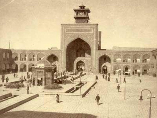 21 تیر ، حمله به مسجد گوهرشاد و کشتار مردم توسط رضاخان (1314 ش) 21 تیر ، حمله به مسجد گوهرشاد و کشتار مردم توسط رضاخان (1314 ش)