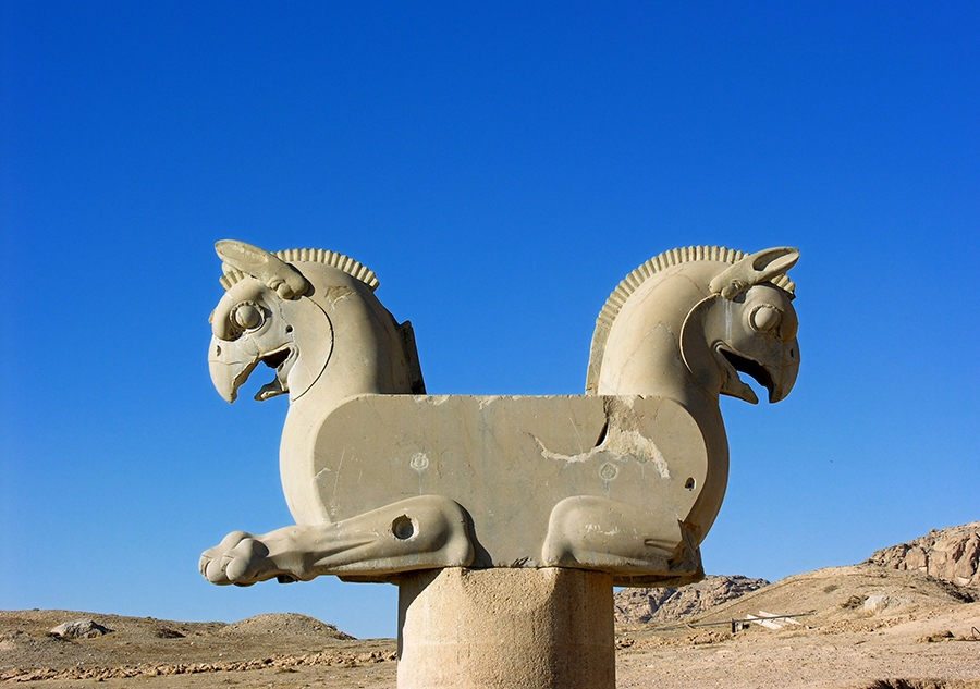 نقش شیردال در ایران باستان