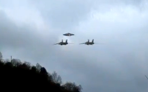 Two_Military_Jets_Escorting_UFO_To_Secret_Base_2