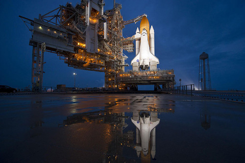 Nasa-Space-Shuttle-Atlantis-Large