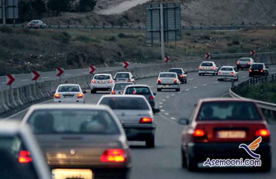 freeway-traffic-in-tehran-tehran-and-a-block-north-to-the-persian-date-esfand-20