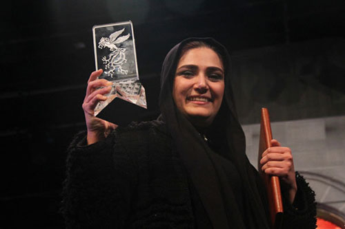  اختتامیه باشکوه سی و سومین جشنواره فیلم فجر با حضور بازیگران و چهره های مشهور سینما