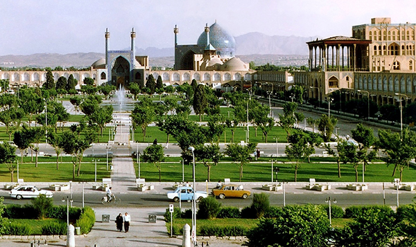 suggested-to-travel-to-isfahan