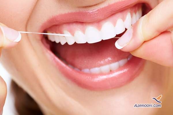 زمان مناسب استفاده از نخ دندان
