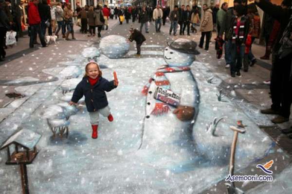 a-three-dimensional-painting-on-the-floor-of-the-street(15)