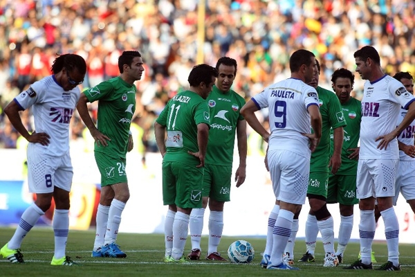 the-former-captain-of-the-national-team-against-the-8-stars-of-the-world the-former-captain-of-the-national-team-against-the-8-stars-of-the-world