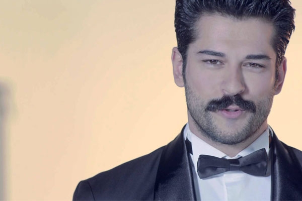 بیوگرافی بوراک اوزچیویت، بازیگر سریال چکاوک