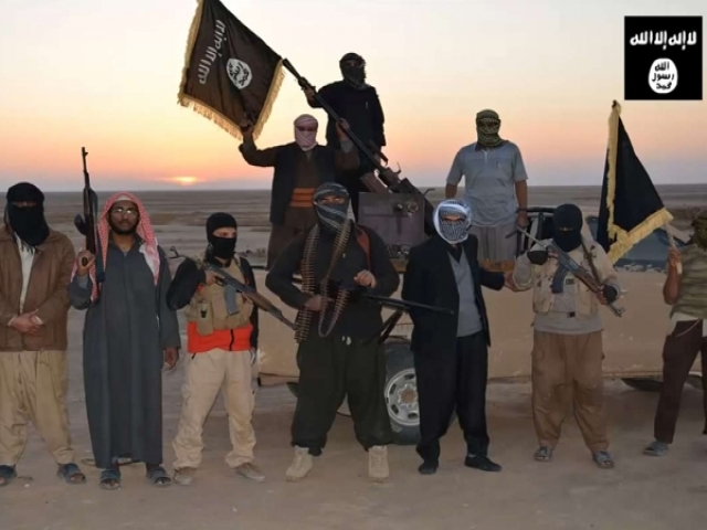 داعش: «مشهد» را با خاک یکسان می‌کنیم!