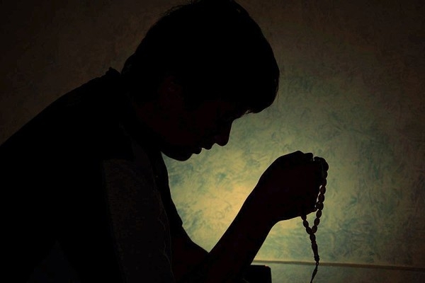 اهمیت صلوات فرستادن در نماز