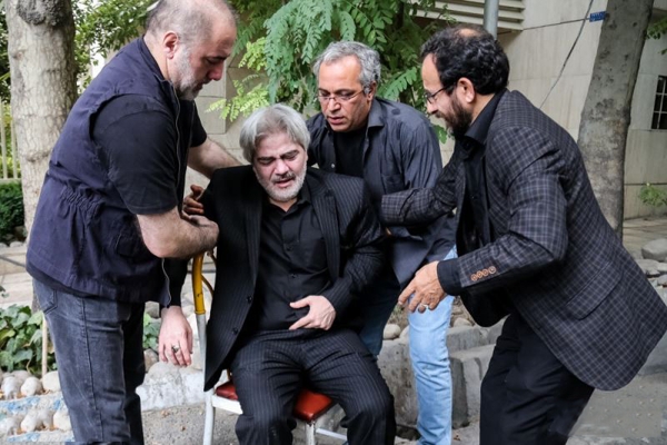 pictures-funeral-of-ali-tabatabai(21)
