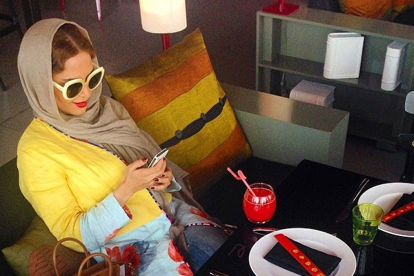 ست کردن لباس به سبک الناز شاکردوست