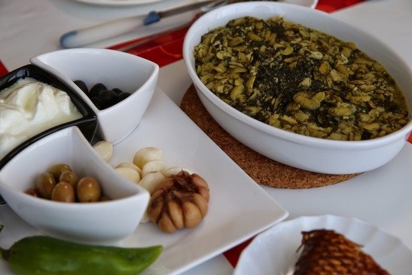 باقاله قاتق با مرغانه