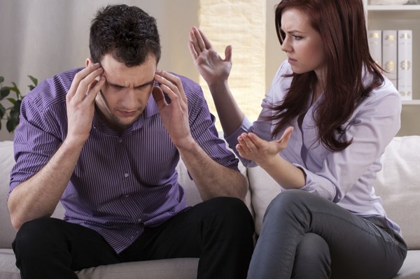 چگونه همسرمان را نقد کنیم