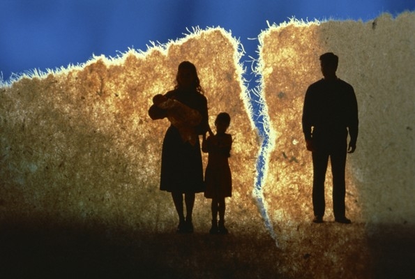 چرا برخی زنان مطلقه تنها زندگی می کنند ؟