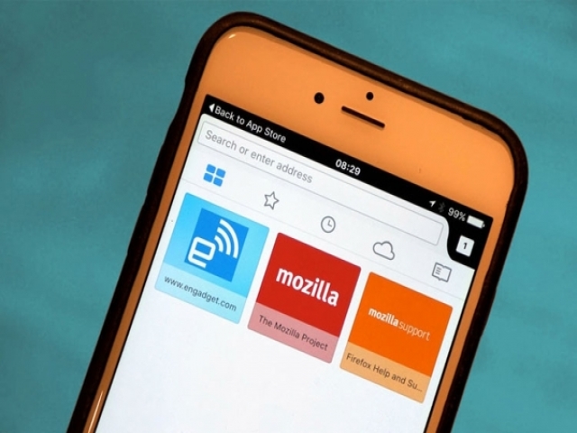 مرورگر فایرفاکس بالاخره برای iOS نیز عرضه شد مرورگر فایرفاکس بالاخره برای iOS نیز عرضه شد