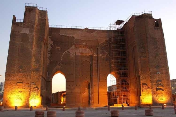 ارگ علیشاه تبریز؛ با ایوانی بزرگتر از ایوان کسری