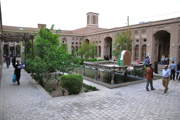 خانه لاری های یزد