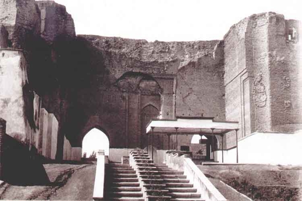 Arg of Tabriz Ali Shah(1)