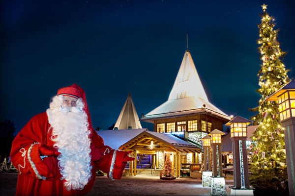 Spectacular images of towns and villages in the Christmas mood(35)
