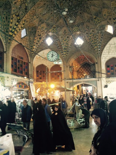 فضای داخلی بازار بزرگ تهران