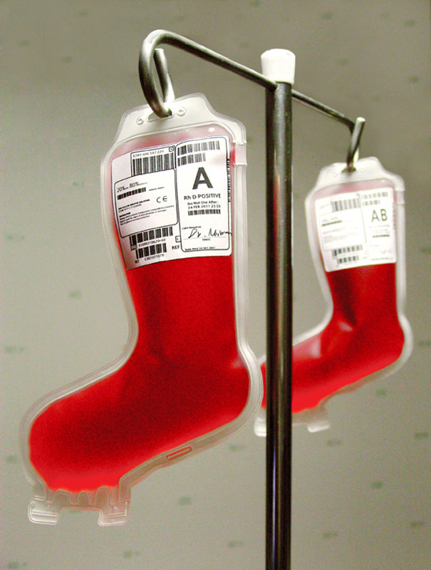 zoomit.ir hospital-christmas-decorations-4_b9740